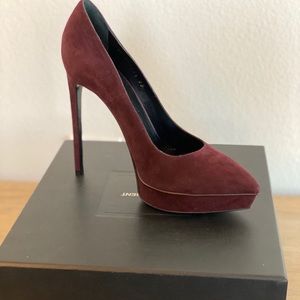 Saint Laurent Janis 105 Suede Heel